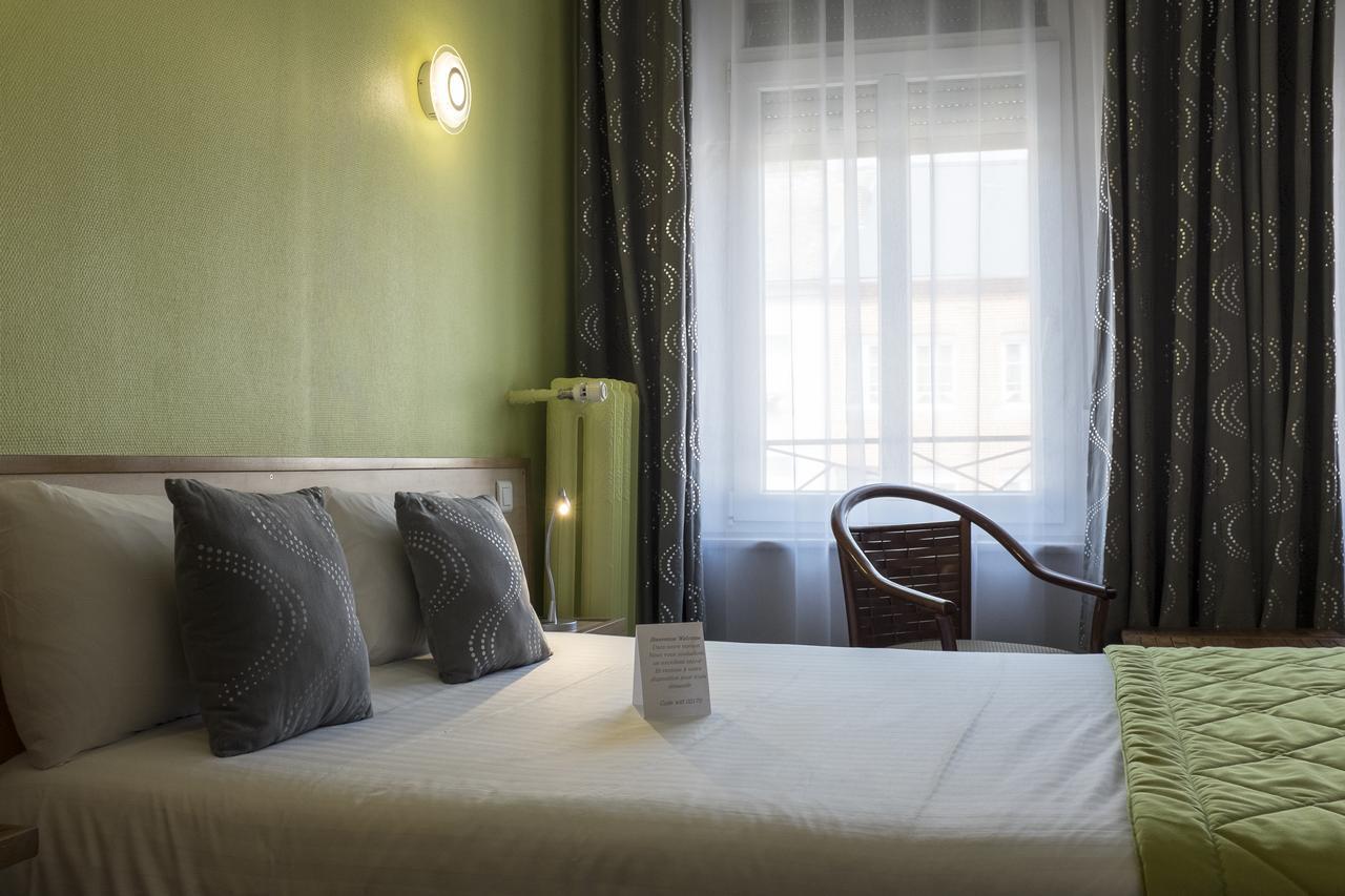 Logis Hotel & Restaurant La Paix Le Nouvion-en-Thierache Εξωτερικό φωτογραφία